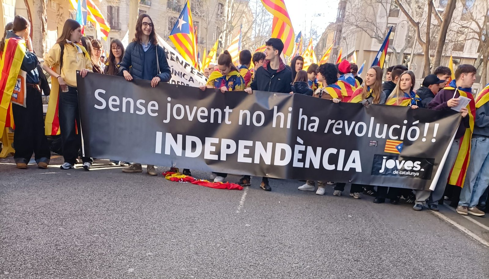 Els Cants de Llibertat a la manifestació independentista exigint uns trens dignes
