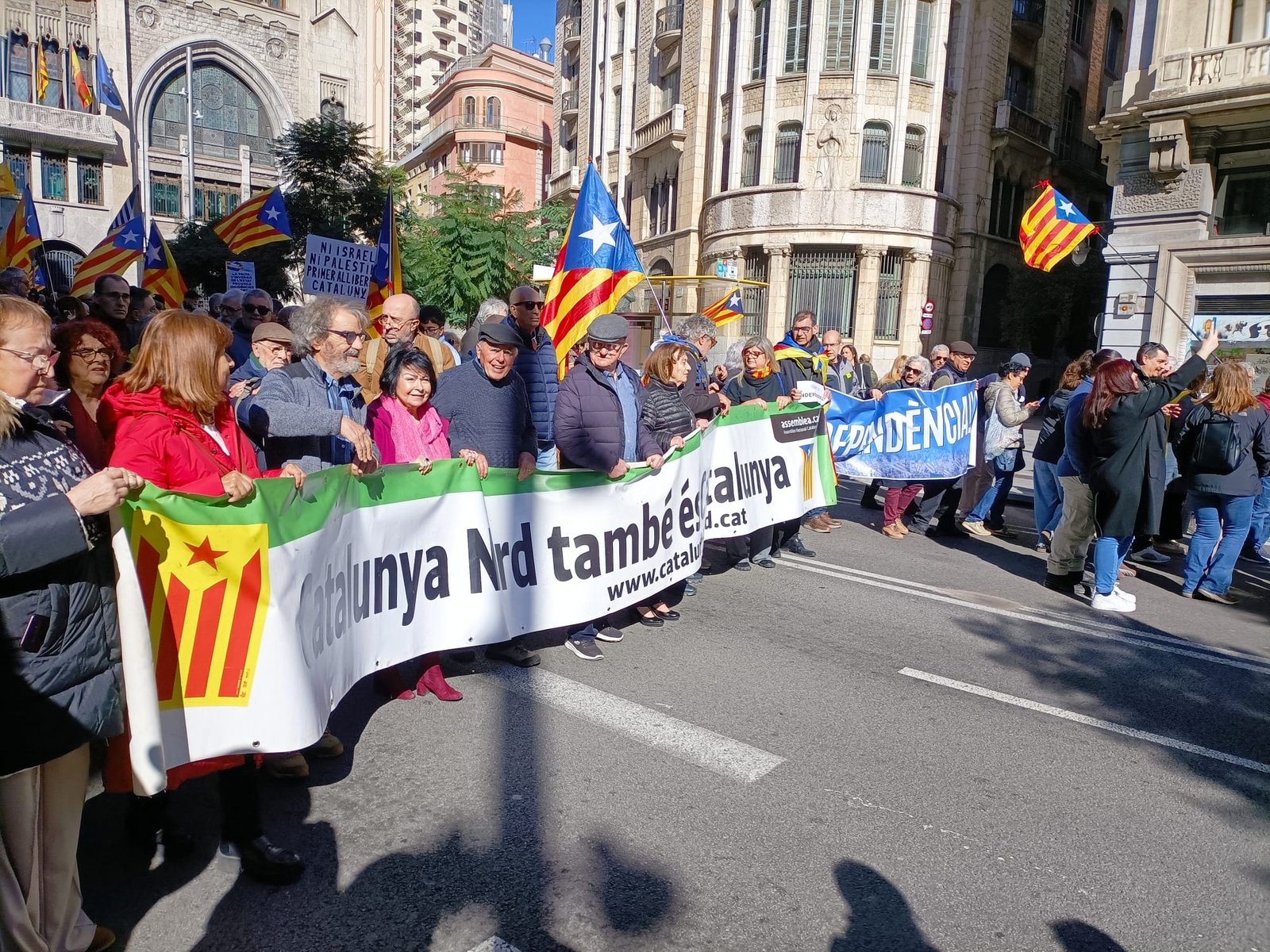 Els Cants de Llibertat a la manifestació independentista exigint uns trens dignes